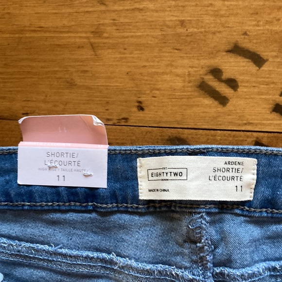 2 for $10 | NWT Eightytwo denim shorts - Picture 4 of 9